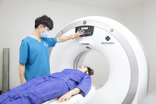 Chụp cắt lớp vi tính (CT scan) giúp tầm soát sớm ung thư phổi