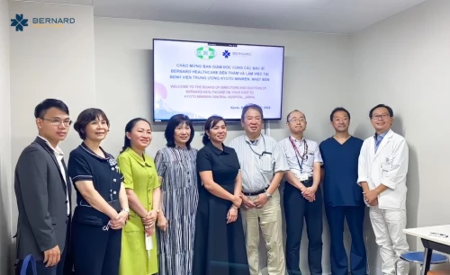 Bernard Healthcare đến thăm và làm việc cùng Kyoto Min-iren Chuo Hospital nâng cao chất lượng nội soi tiêu hóa