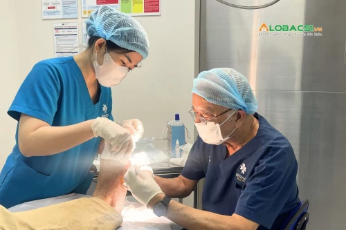 Vết thương bàn chân đái tháo đường tái phát nhiều lần: Vì sao giày giảm áp lực là chìa khóa?