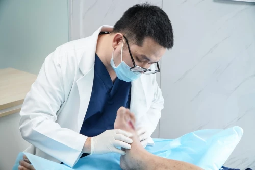 Giảm gánh nặng cho người loét tiểu đường