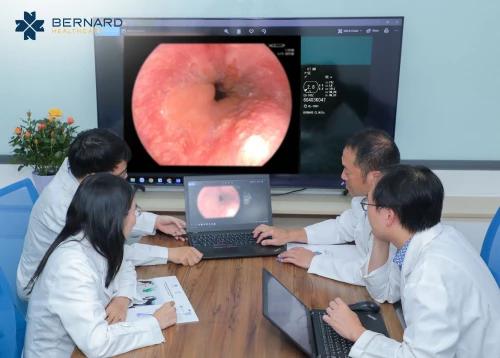 Nội soi tiêu hóa kết hợp sinh thiết là gì? Quy trình tại Bernard Healthcare